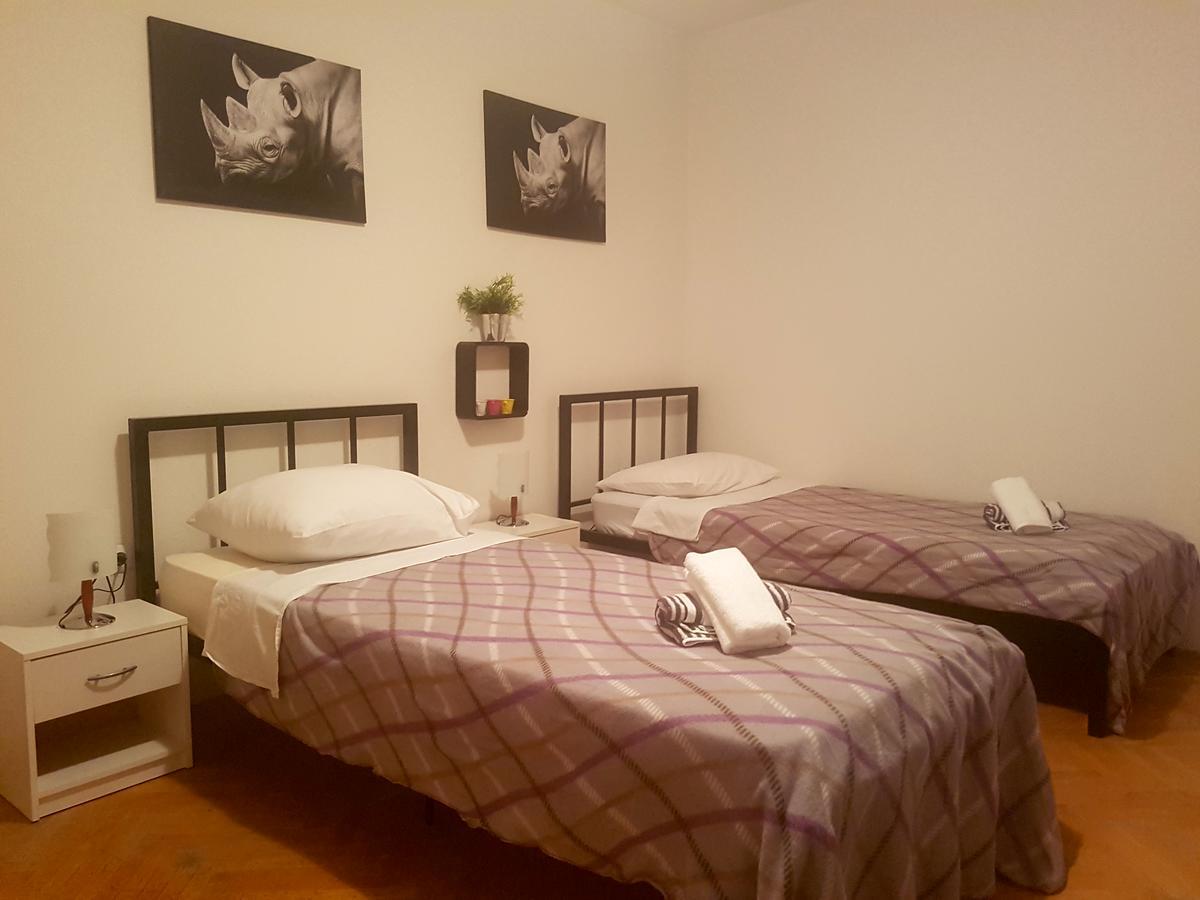 Apartman 4 Kilometar To City Centar スプリト エクステリア 写真