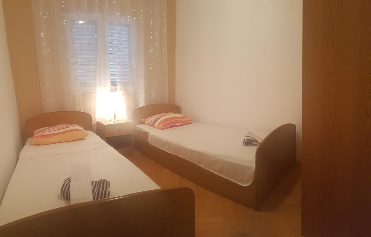 Apartman 4 Kilometar To City Centar スプリト エクステリア 写真