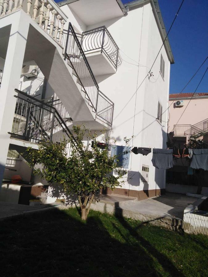 Apartman 4 Kilometar To City Centar スプリト エクステリア 写真